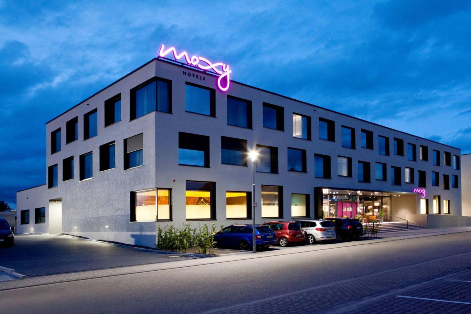 Moxy Rust Hotel Exterior photo
